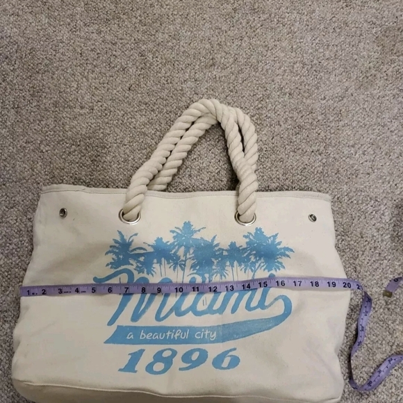 Robin Ruth Miami Beach Bag "A Beautiful City" EUC - Picture 8 of 10
